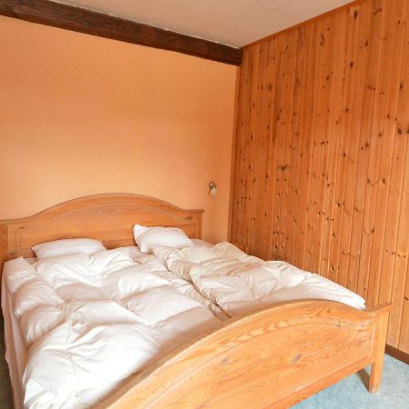 Spacious Holiday Home In Teuven With Garden 외부 사진