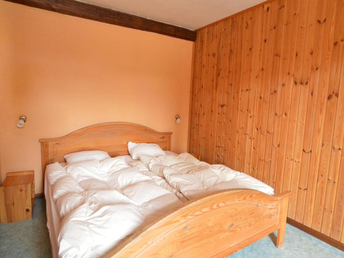 Spacious Holiday Home In Teuven With Garden 외부 사진